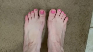 Wiggling my SEXY TOES HOT PINK NAILS