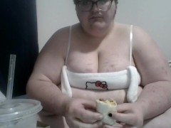 BBW Feedee eats Taco Bell - Screenshot 11 of 16 - Belly