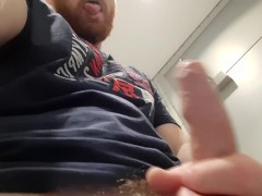 Spurting my dirty cummies at the public gym!!