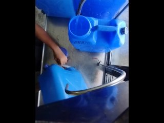 I Refill Our Costumers Gallons Of Water (Day 8)