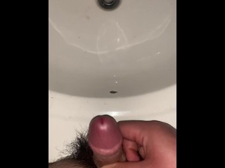 Me Jerking off in the Sink