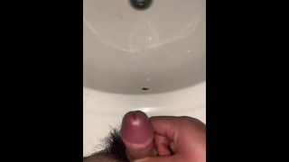 me jerking off in the sink 