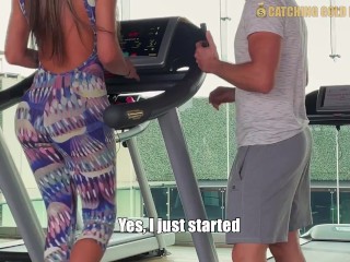 Colombian Bubble Butt Girl Gets Picked Up From The Gym To Have A Unforgettable SEX!