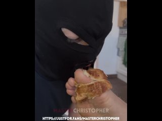 Food and feet - brioche for breakfast