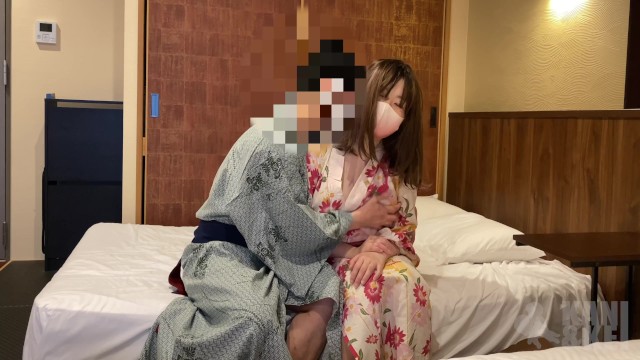 -旅行後編- 温泉旅館の浴衣で巨乳彼女とリアルなエッチ。露天風呂終わりに最高の突き上げバックからの中出し！HD日本人画質素人個人撮影 Real Couple Sex and Cum in Kimono