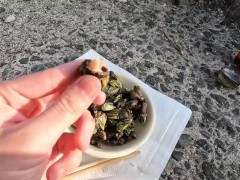 カメノテを完食するいもこ - Screenshot 1 of 16 - Cook