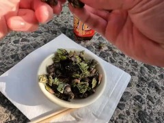 カメノテを完食するいもこ - Screenshot 6 of 16 - Cook