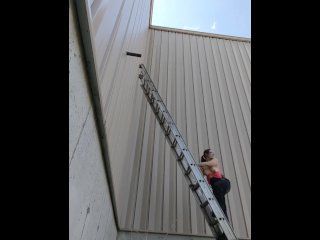 Pilot catches pixieservesHim at it_AGAIN risky publicoutdoor quickie