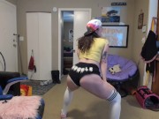 Preview 1 of Twerking and Booty Shaking