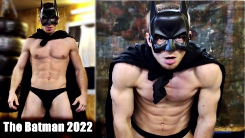 Batman Russo salva il mondo dai gay! Il supereroe muscoloso ti scopa e ti umilia verbalmente!!