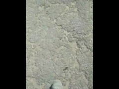 Было так горечо аж треснул асвальт