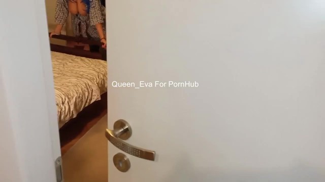 AMATEUR CUCKOLD - Cuckold Husband Films Slutty Wife ...