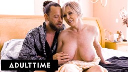 成人时间 - 继母迪·威廉姆斯向您展示如何在继父的帮助下发生性关系！全场