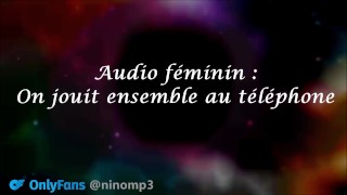 On Jouit Ensemble Au Téléphone Audio Féminin VF