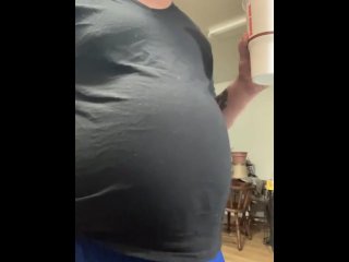 Coke and mentos bloating after meal