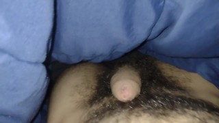 Masturbating under da sheets