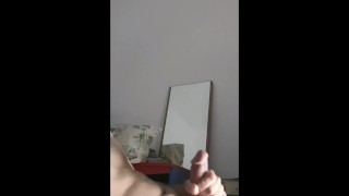 Quick cumshot with moaning in portrait 