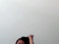 Красивая одетая кошечка мастурбирует, пока не сквиртует - Screenshot 15 of 16 - Cumshot