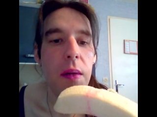 Like your banana xoxoxo