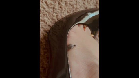 GIANTESS shrinks and puts her neighbors in her shoe! 