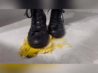 Banana crushed by sexy teen_latina in black converse chucks - MandySnow free clip