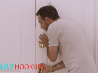 Family Hook Ups - Naughty Babe Natalie Knight's Stepbrother Watch Her Masturbates In The Shower screenshot number 2