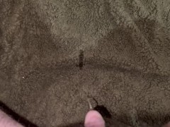 Blanket Pee - Screenshot 2 of 16 - Peeing