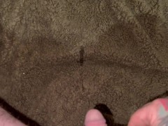 Blanket Pee - Screenshot 4 of 16 - Pissing