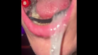 Blowjob with mouth clamp 3
