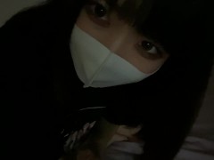 隣の人に聞こえないように…息を潜めても声が漏れちゃうTバック激イキオナニー - Screenshot 10 of 16 - Massage
