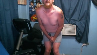 Faire la danse potty! Désespérément faire pipi, puis frotter après avoir trempé mes boxers!