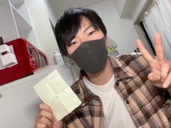 【視聴者リクエスト】ぽっちゃり系男子が自分のおなかをムニムニする！！　ノンケ　個人撮影　自撮り　イケメン　ぽっちゃり - Screenshot 2 of 16 - デブ