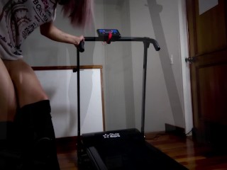 Hilarious Hadeo on Treadmill