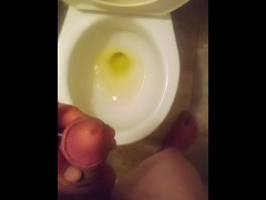 Peeing & Numerous Flatulence - Screenshot 13 of 16 - Transwoman Transgirl