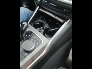 Littleangel84 - Sodomisée en public dans le coffre de la voiture screenshot number 2