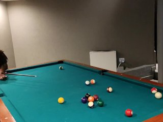 me cojo a una piba en una partida de pool,pierde apuesta