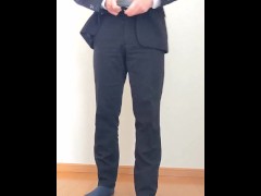 新卒リーマンのスーツオナニー！1週間ぶりのオナニーで大量射精を見せる！【サンプル動画】 - Screenshot 2 of 16 - Cumshot