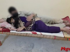 देवर ने भाभी को अपने ऊपर लिटाया और भाभी को हिंदी ऑडियो में चोदा। 2/16