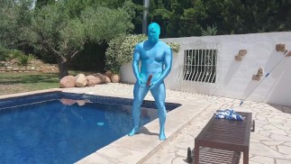 Encased - living a zentai life
