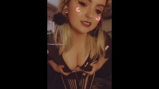 性感服装炫耀
