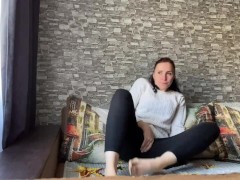 МУЖ ВЫШЕЛ Я НЕ СТАЛА ТЕРЯТЬ ВРЕМЯ, ПОДГЛЯДЫВАЮ МАСТУРБАЦИЯ БРЮНЕТКИ - Screenshot 3 of 16 - Amateur