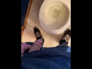 solo pissing, pissing, solo male, fetish