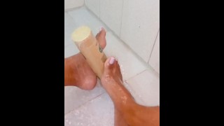 Pés e unhas feitas rosavermelha 