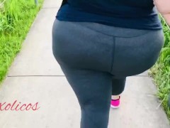 Chasing Big booty  - Screenshot 14 of 16 - Latina