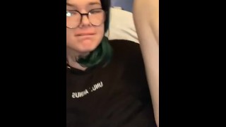 Eerste Video Trans Tiener Ahegao Kreunend Ruig Anaal Met Slechte Draak