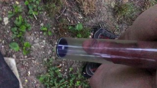 Dando un paseo matutino por el público con mi bwc en tubo de bomba transparente 