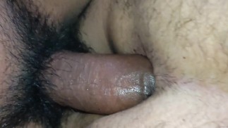 Dándole leche de desayuno al culo del vecino