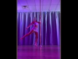 Hot MILF pole dance tease 💋