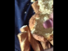 Cum on bread - Screenshot 6 of 16 - Masturbate