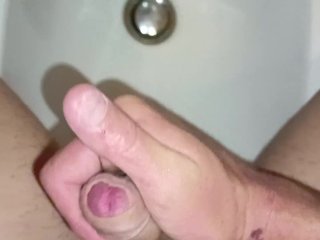 Grosso Cazzo_Bagnato e Orgasmo Con_Sperma Sul Bidet